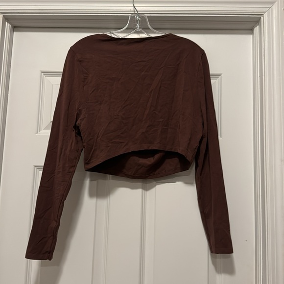ASOS Twist Top Crop Top - Picture 2 of 2